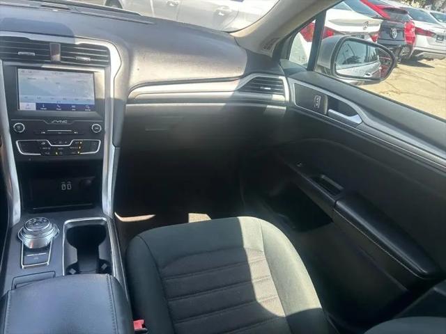2020 Ford Fusion SE
