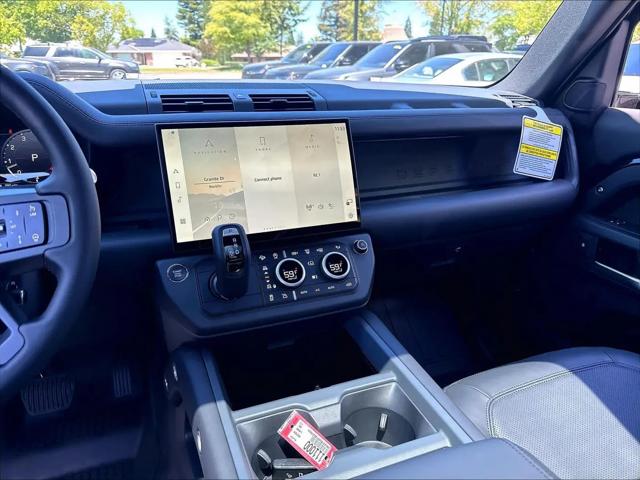 2026 Land Rover Defender P400 X-Dynamic SE