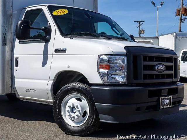 2021 Ford E-350 Cutaway Base