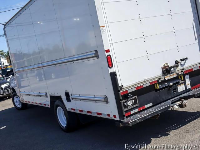 2021 Ford E-350 Cutaway Base