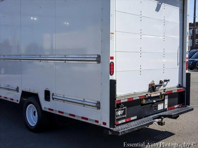 2021 Ford E-350 Cutaway Base