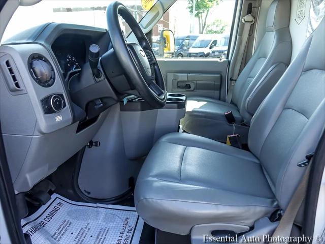 2021 Ford E-350 Cutaway Base