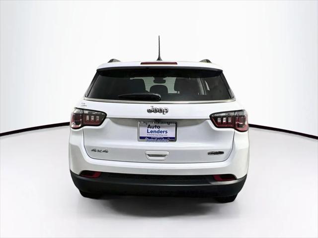 2022 Jeep Compass Latitude Lux 4x4