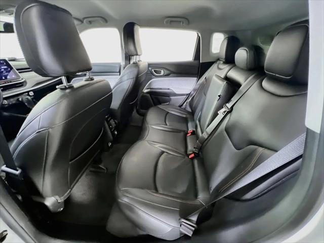 2022 Jeep Compass Latitude Lux 4x4
