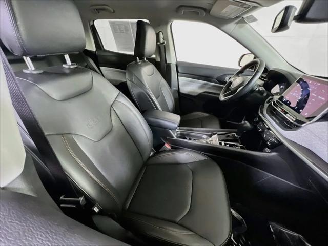 2022 Jeep Compass Latitude Lux 4x4