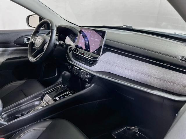 2022 Jeep Compass Latitude Lux 4x4