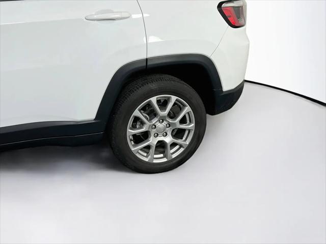 2022 Jeep Compass Latitude Lux 4x4