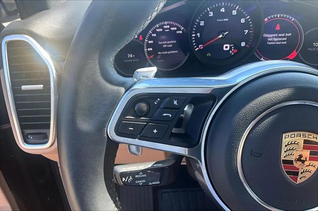 2023 Porsche Cayenne Platinum Edition