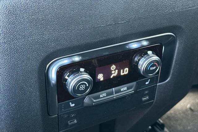 2026 GMC Yukon XL 2WD Elevation