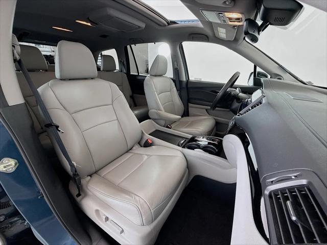 2020 Honda Pilot AWD Touring 8 Passenger