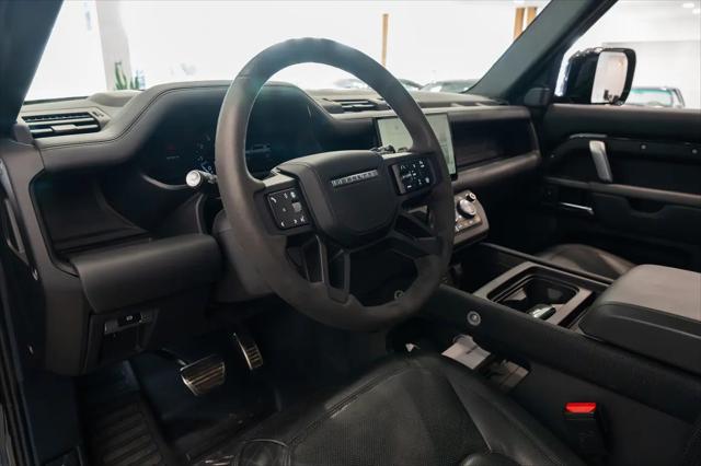 2024 Land Rover Defender 110 P525 V8