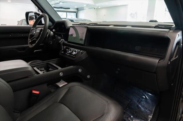 2024 Land Rover Defender 110 P525 V8