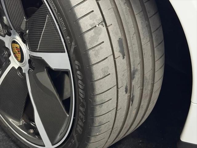 2023 Porsche Taycan Taycan