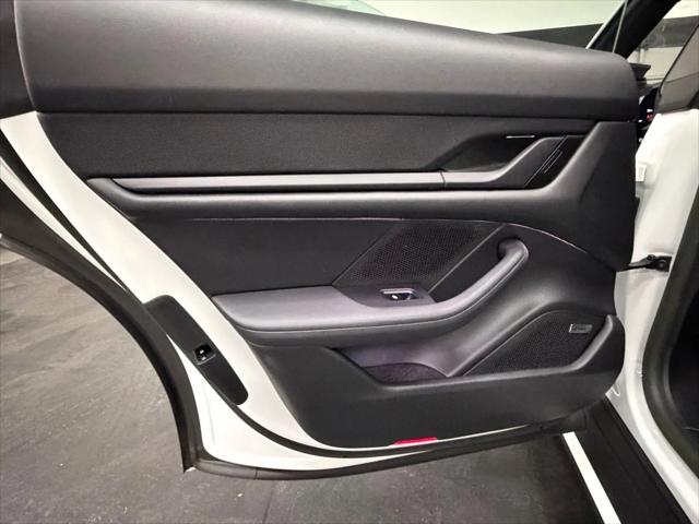 2023 Porsche Taycan Taycan