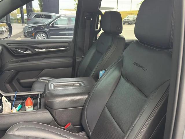 2021 GMC Yukon XL 4WD Denali
