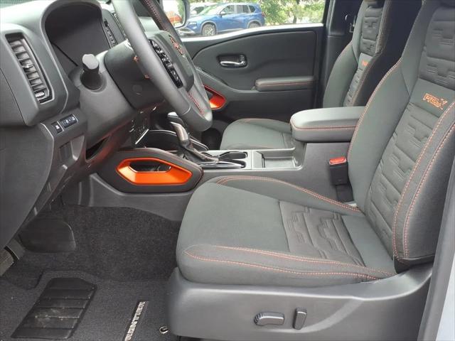 2024 Nissan Frontier Crew Cab PRO-X 4x2