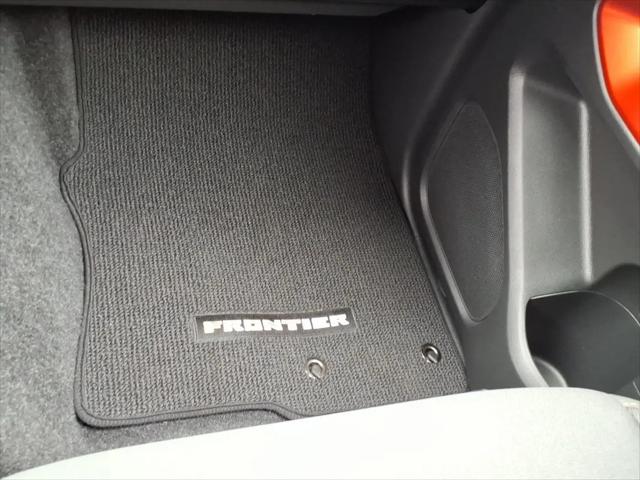 2024 Nissan Frontier Crew Cab PRO-X 4x2
