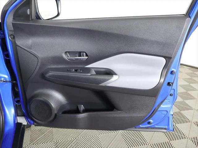 2023 Nissan Kicks SR Xtronic CVT