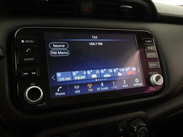 2023 Nissan Kicks SR Xtronic CVT
