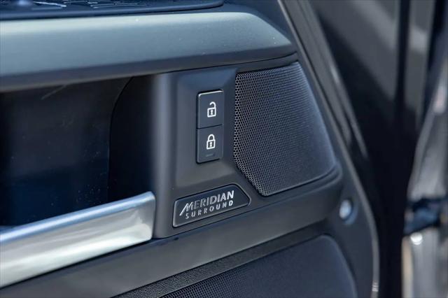 2026 Land Rover Defender P400 X-Dynamic SE