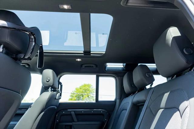 2026 Land Rover Defender P400 X-Dynamic SE