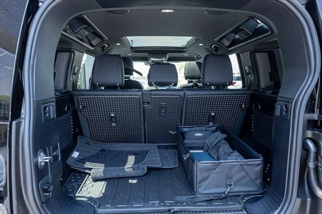 2026 Land Rover Defender P400 X-Dynamic SE