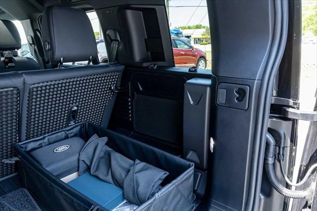 2026 Land Rover Defender P400 X-Dynamic SE
