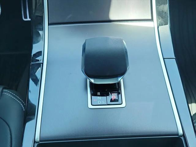 2026 Land Rover Range Rover Velar Belgravia Edition