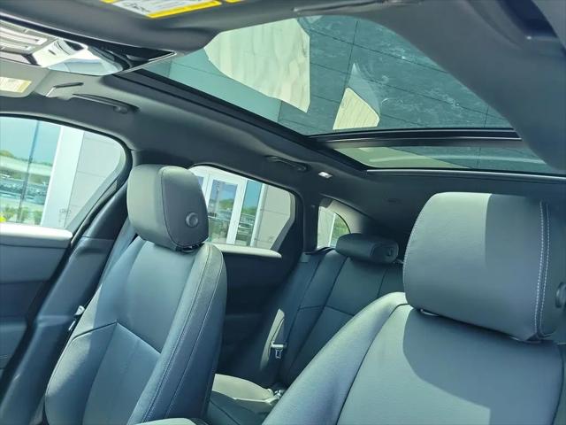 2026 Land Rover Range Rover Velar Belgravia Edition