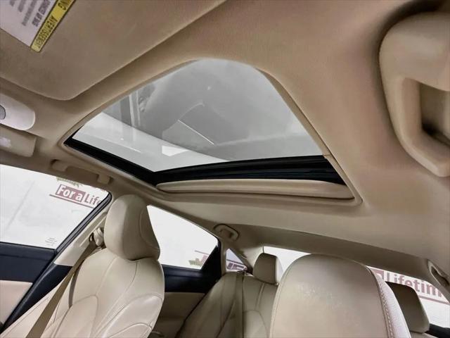 2021 Toyota Avalon XLE Hybrid