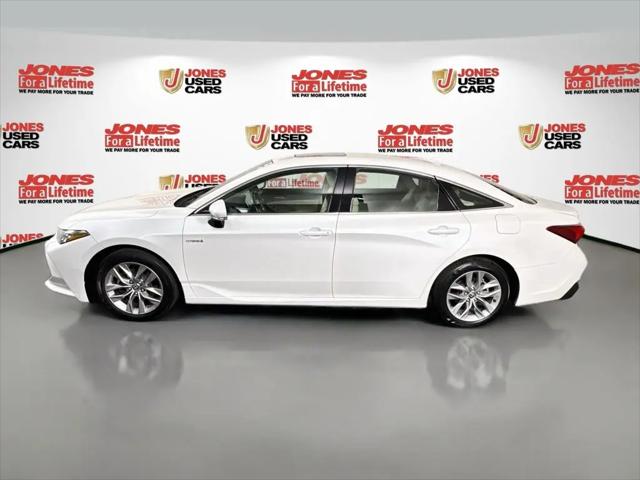 2021 Toyota Avalon XLE Hybrid