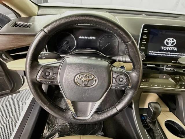 2021 Toyota Avalon XLE Hybrid