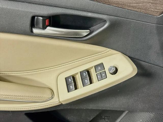 2021 Toyota Avalon XLE Hybrid