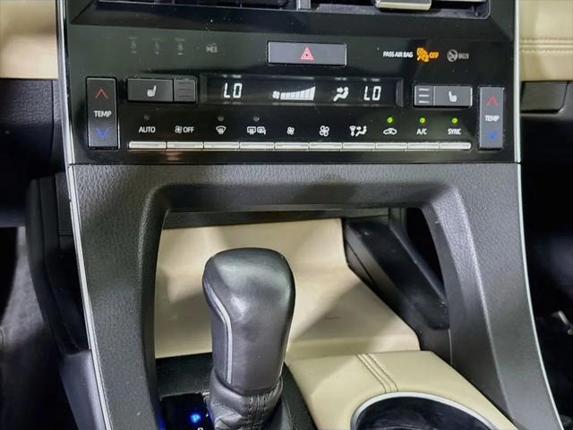 2021 Toyota Avalon XLE Hybrid