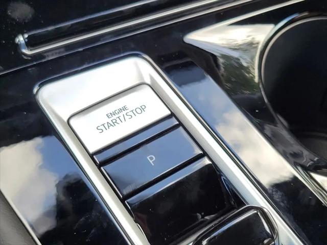 2026 Volkswagen Atlas Cross Sport SE with Technology