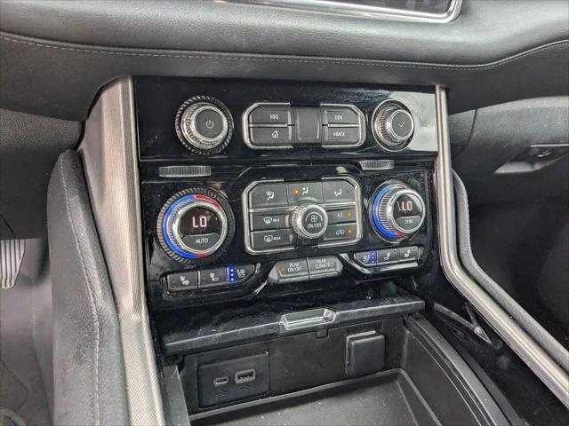 2022 GMC Yukon XL 4WD Denali