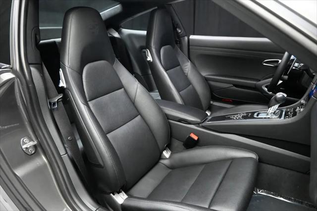 2019 Porsche 911 Carrera