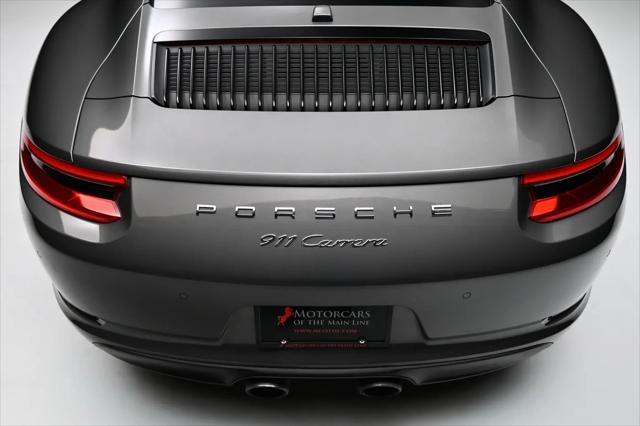 2019 Porsche 911 Carrera