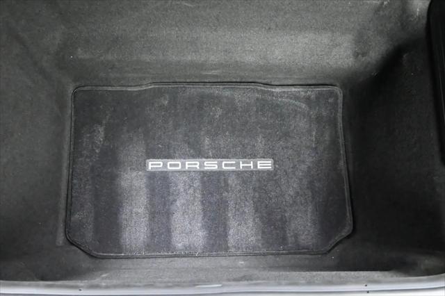 2019 Porsche 911 Carrera