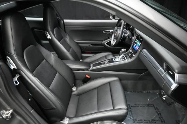 2019 Porsche 911 Carrera