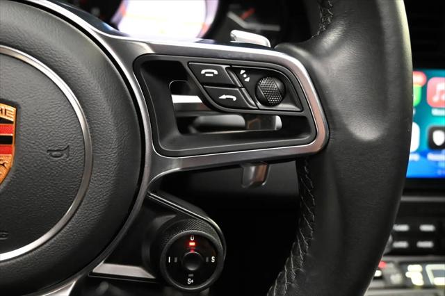 2019 Porsche 911 Carrera