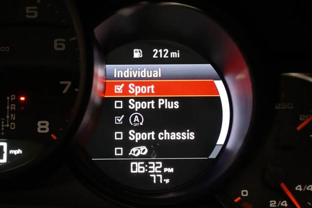 2019 Porsche 911 Carrera