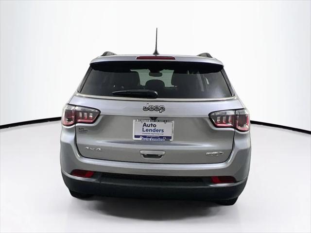 2022 Jeep Compass Latitude Lux 4x4