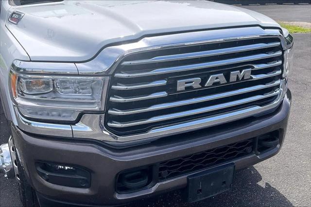 2023 Ram 3500 Limited Longhorn Crew Cab 4x4 8' Box