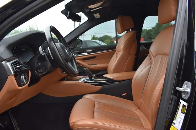 2023 BMW M5 i xDrive
