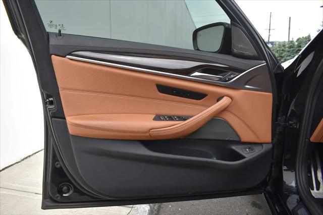 2023 BMW M5 i xDrive