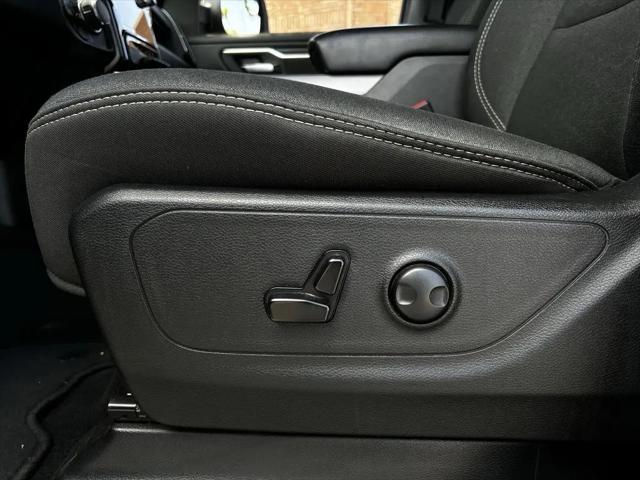 2025 Ram 1500 Big Horn Crew Cab 4x4 5'7" Box