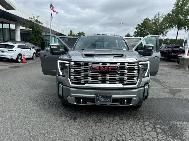 2024 GMC Sierra 3500HD 4WD Crew Cab Long Bed Denali