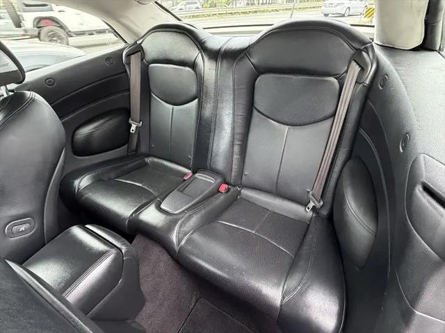 2015 INFINITI Q60 Standard