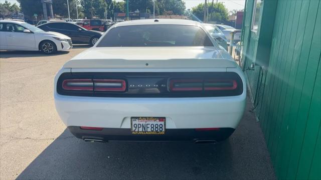 2021 Dodge Challenger SXT